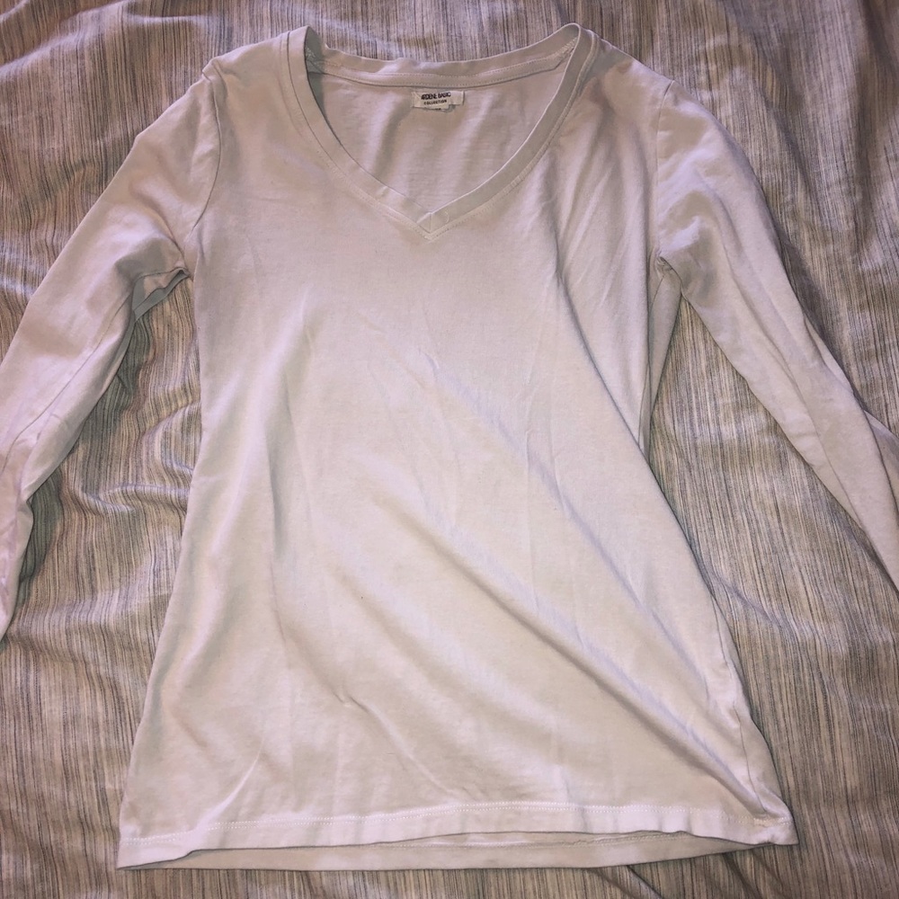 Black and White long sleeves